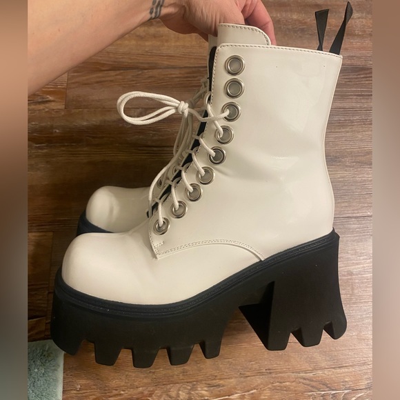 Lamoda White glossy Patent Platform Sz 6 - Picture 1 of 6